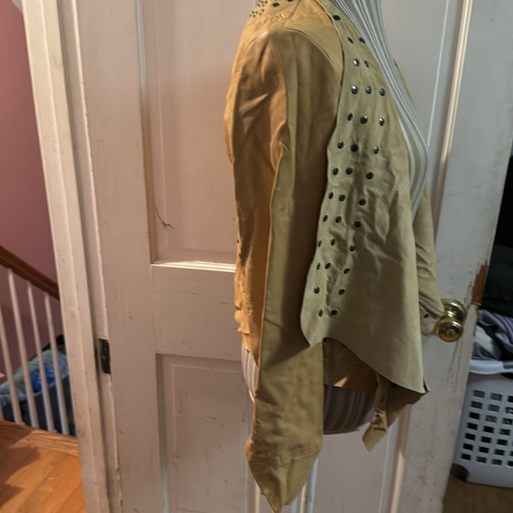 Cache Studded Leather Jacket Beige - image 4